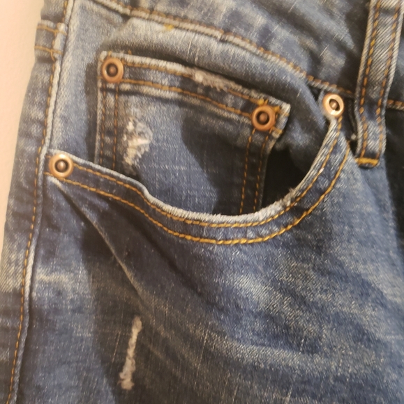 Urban Heritage UH Denim Dark Faded Distressed Ripped Jeans Woman Size 28 NWOT - Picture 8 of 15